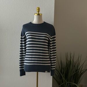 Long Wharf Sconset SeaWell Sweater in Marine - Size Small